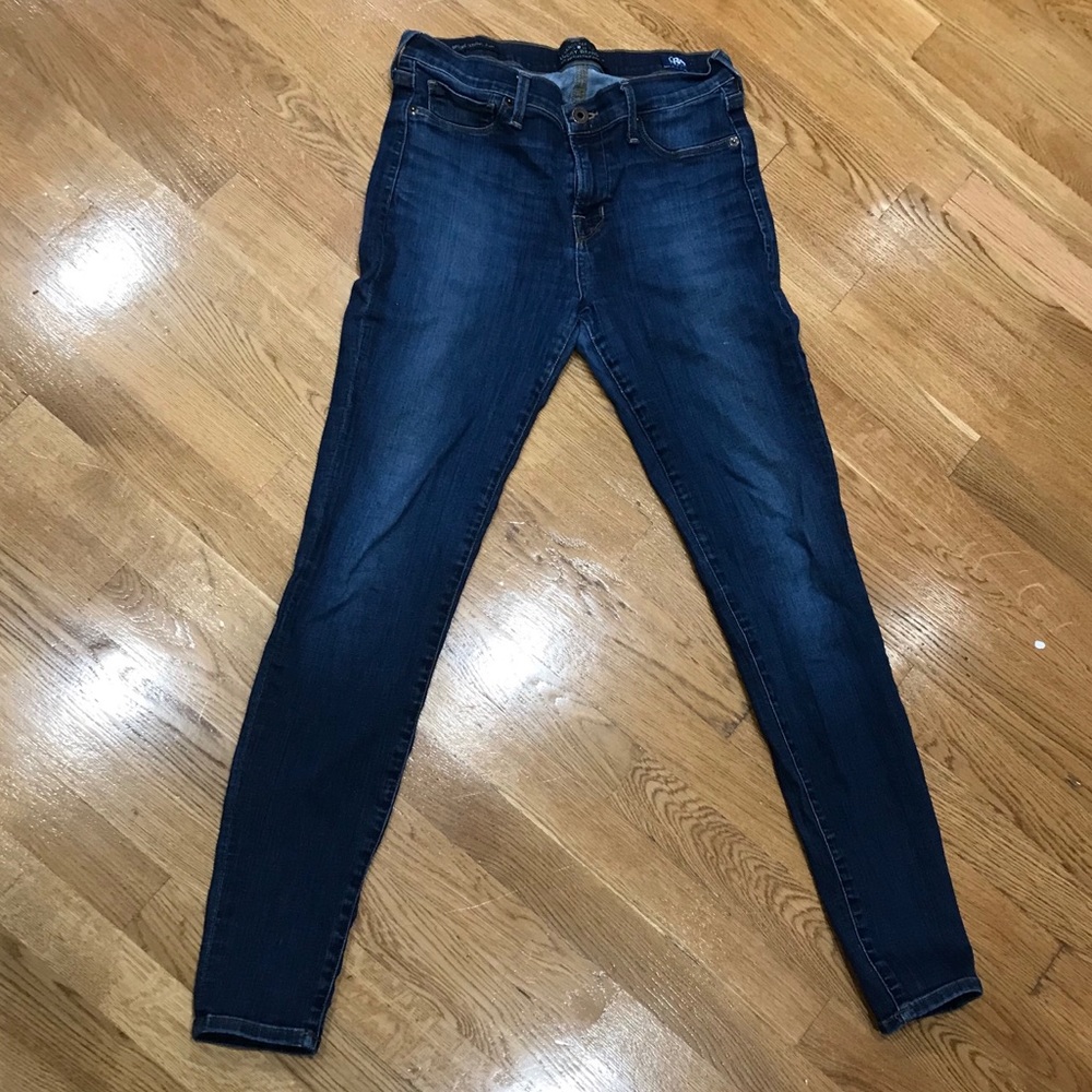 Lucky Brand skinny jeans with a touch of stretch